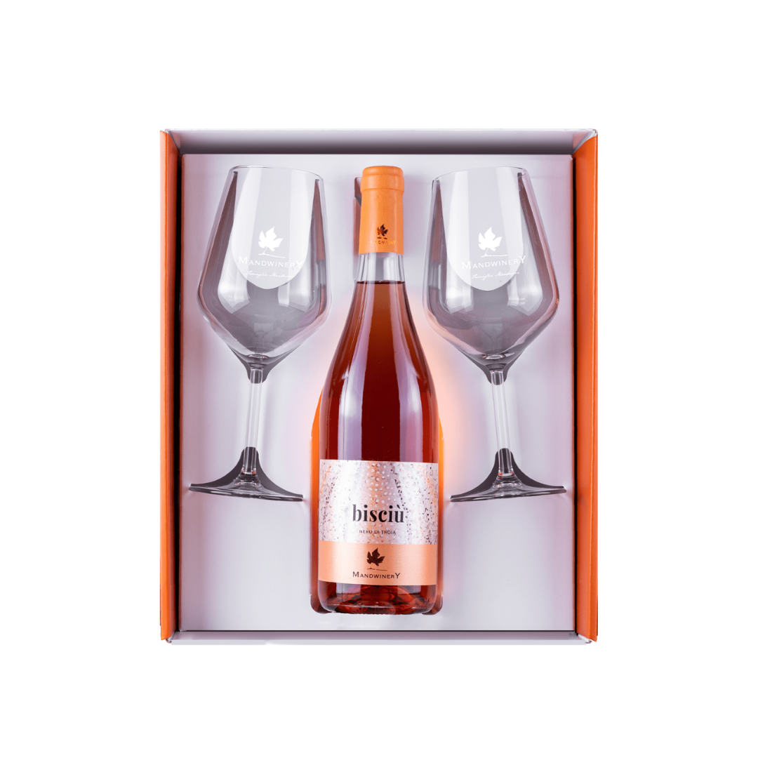 gift-box bisciù tenute manduano gift box bisciù vino rosato nero di troia tenute manduano